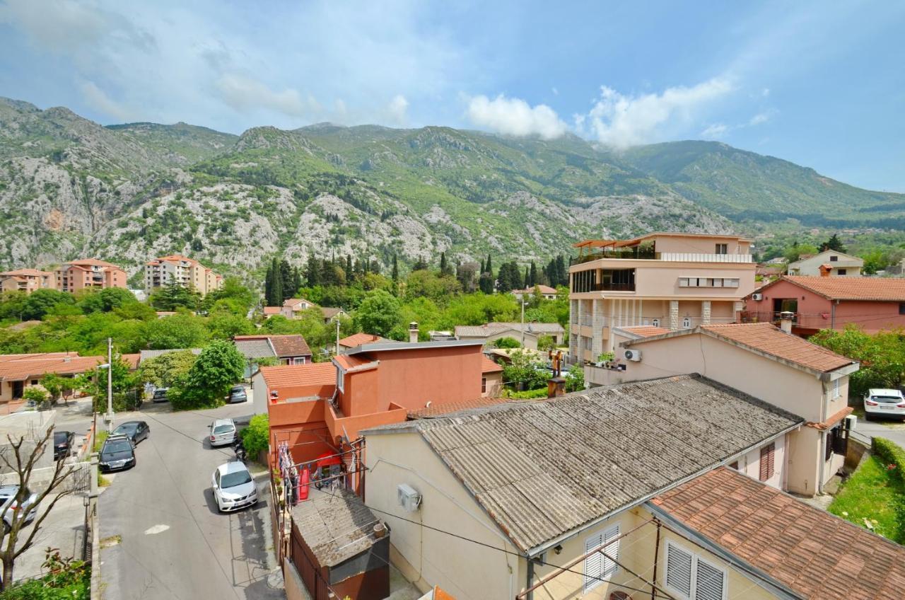 Bugi Apartman Kotor Kültér fotó