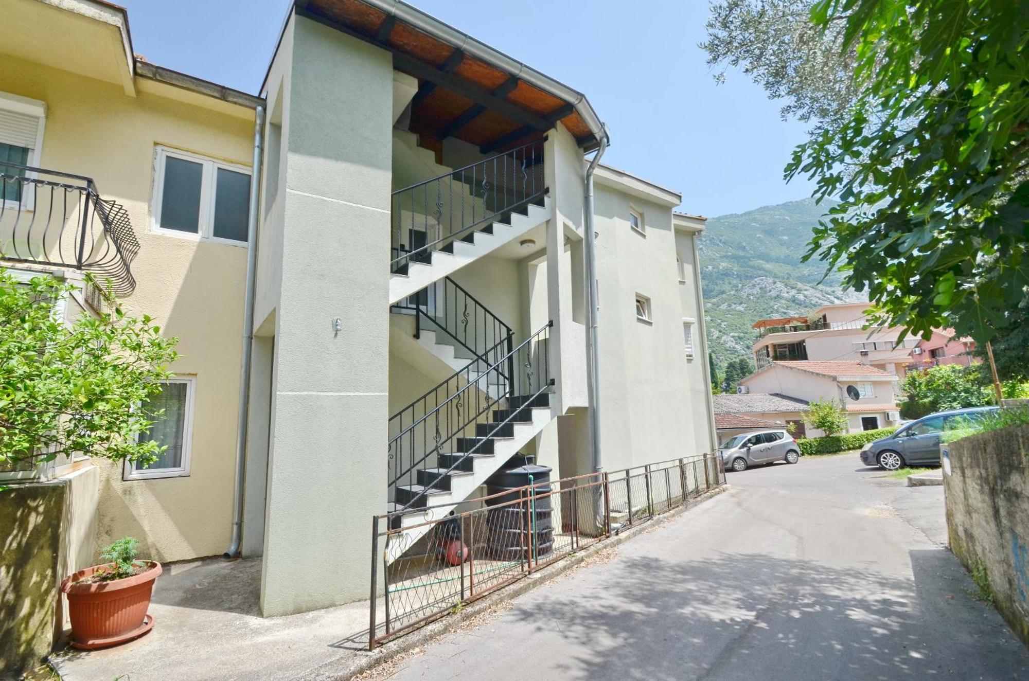 Bugi Apartman Kotor Kültér fotó