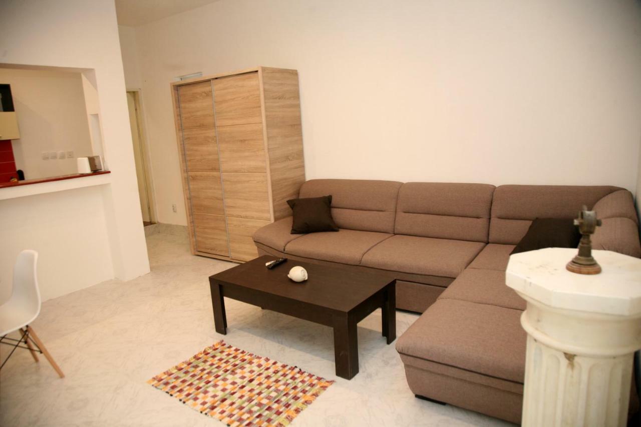Bugi Apartman Kotor Kültér fotó